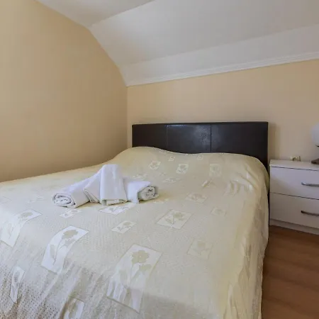 Apartment Roby *